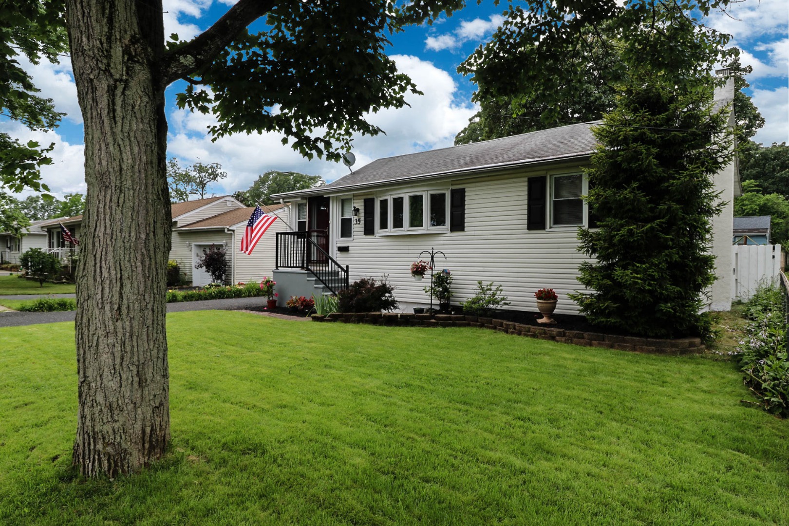 35 Woodland Rd Spotswood, NJ