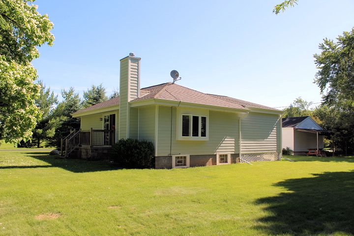 34831 Schimmel Rd Summit Lake, WI