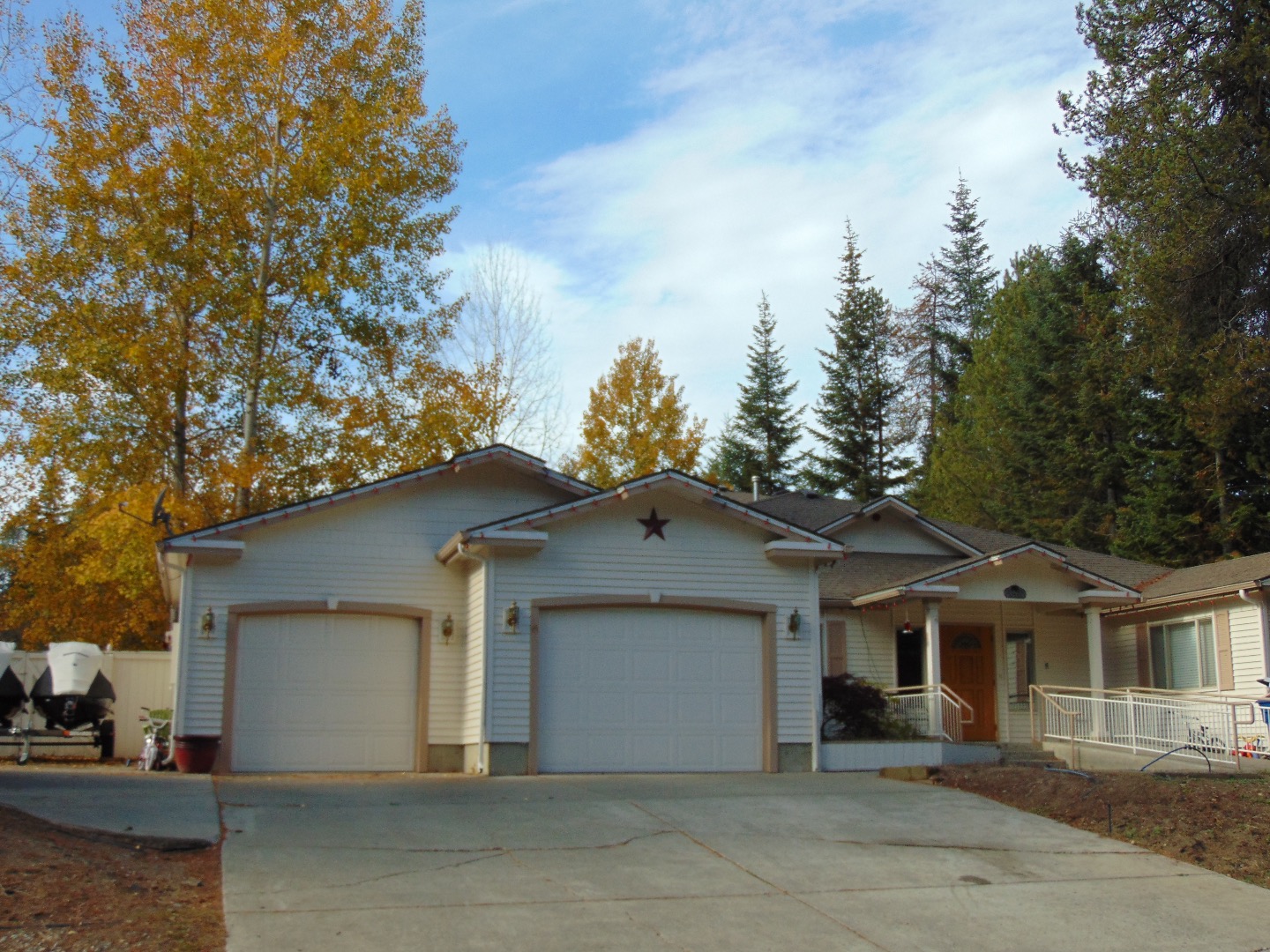 3265 E St James Avenue Hayden, ID