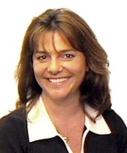 Andrea Simon