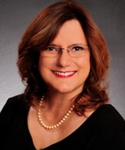 Julia Pulles