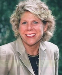 Pat Kearns-Davis