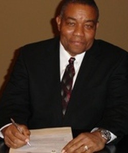 Virgil Hollins