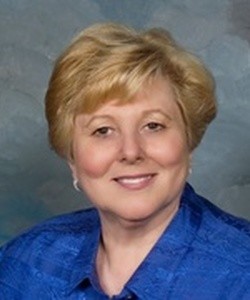 Gloria Scheer MacNeil
